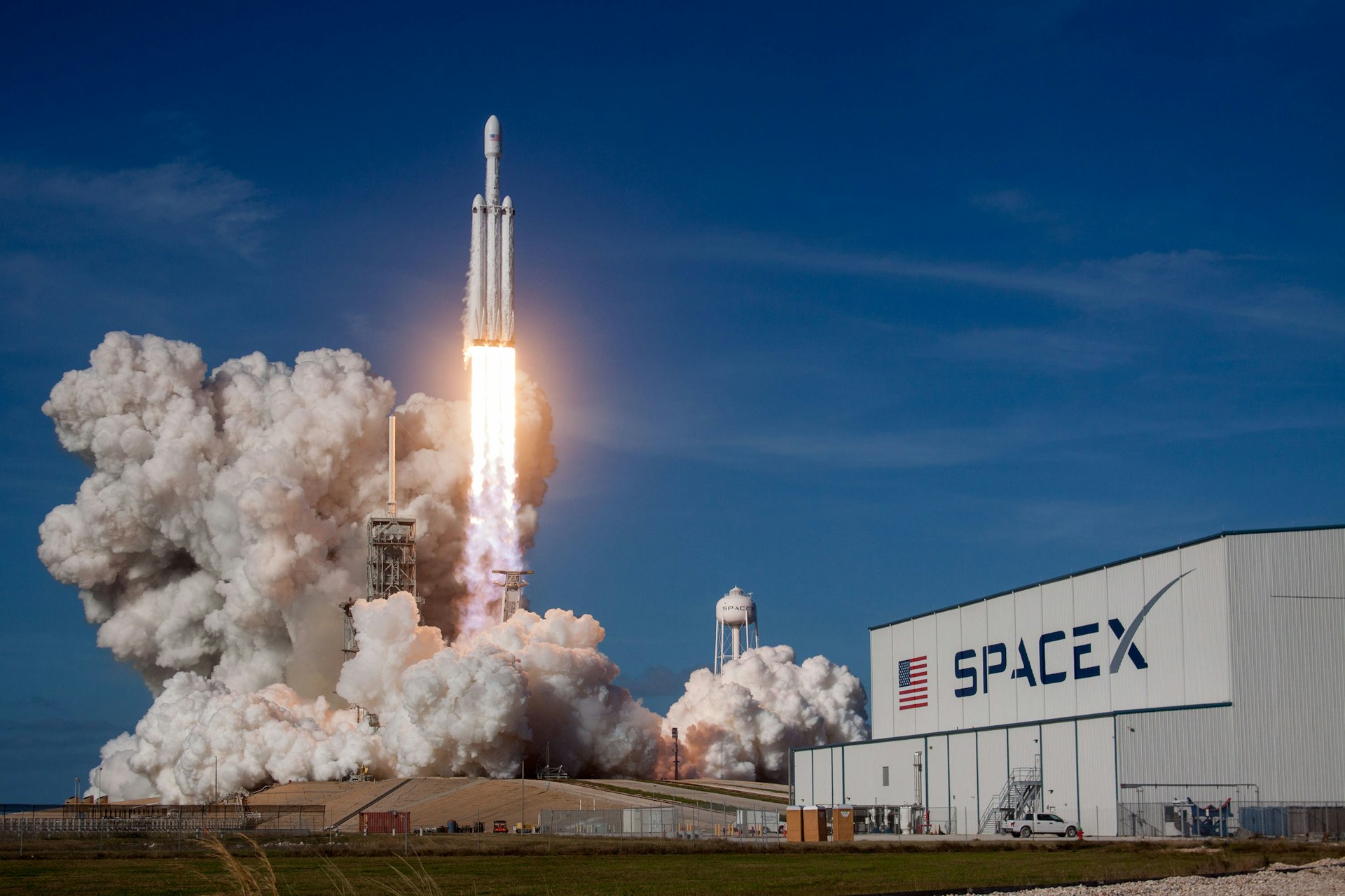 SpaceX Falcon Heavy launch